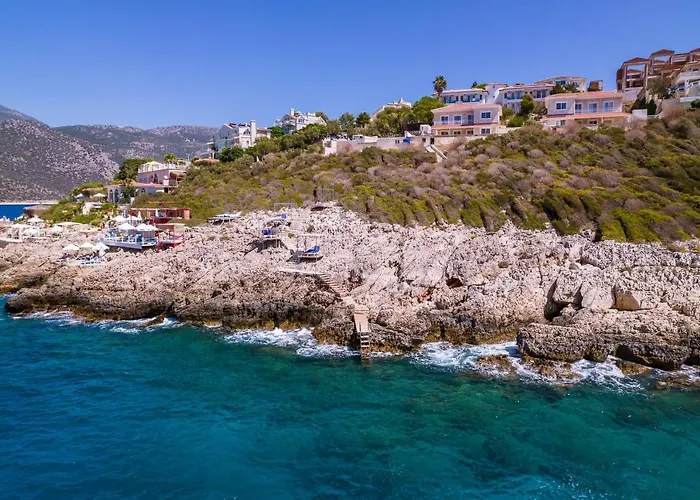 La Kumsal Denize Sifir Ve Oezel Havuzlu Hotel Kaş