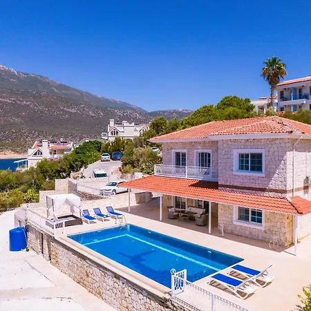 Otel La Kumsal Denize Sifir Ve Oezel Havuzlu Kaş