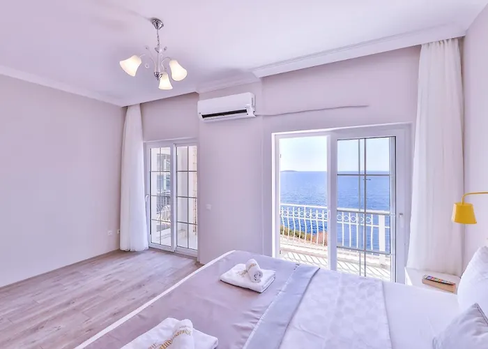 Hotell La Kumsal Denize Sifir Ve Oezel Havuzlu 4*