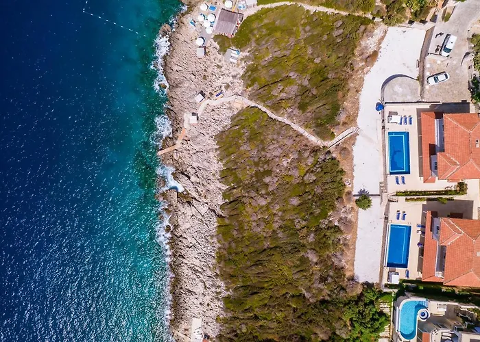 Szálloda La Kumsal Denize Sifir Ve Oezel Havuzlu